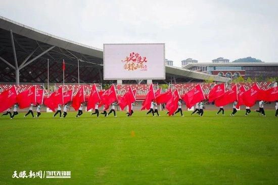 下半场伤停补时5分钟，全场比赛结束，最终利物浦2-0伯恩利。